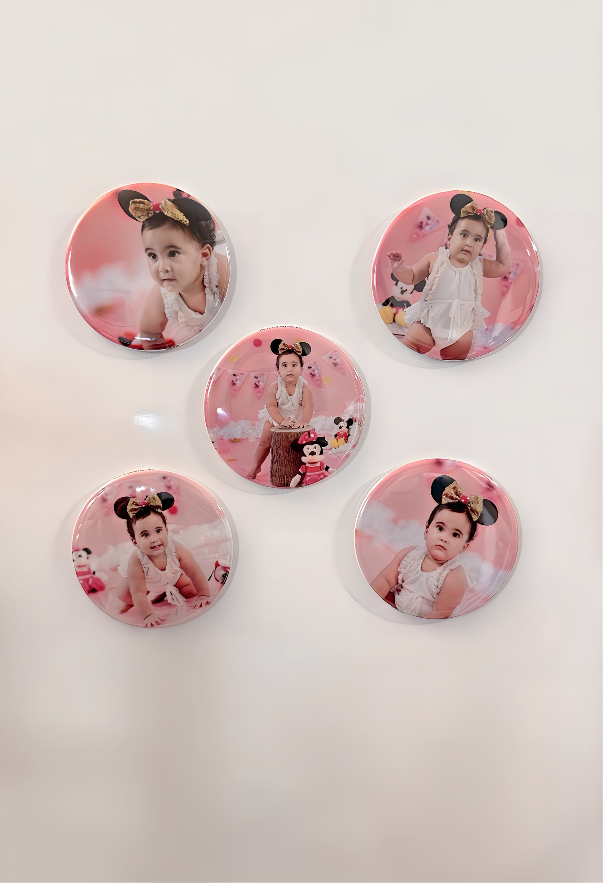 Custom Round Photo Magnet 2,50" (Set of 9)