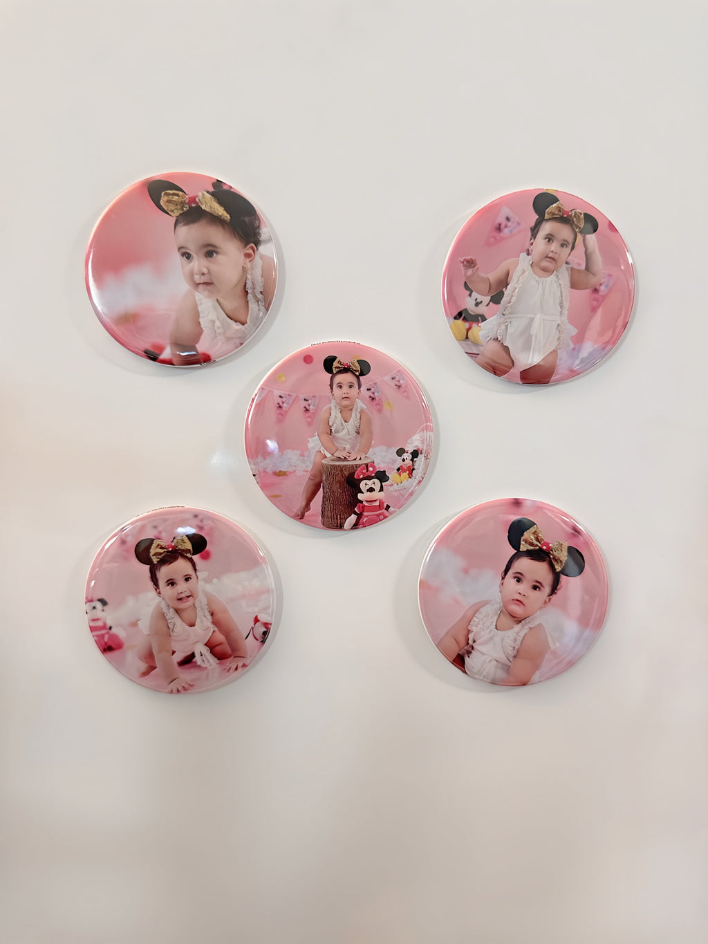 Custom Round Photo Magnet 2,50" (Set of 9)