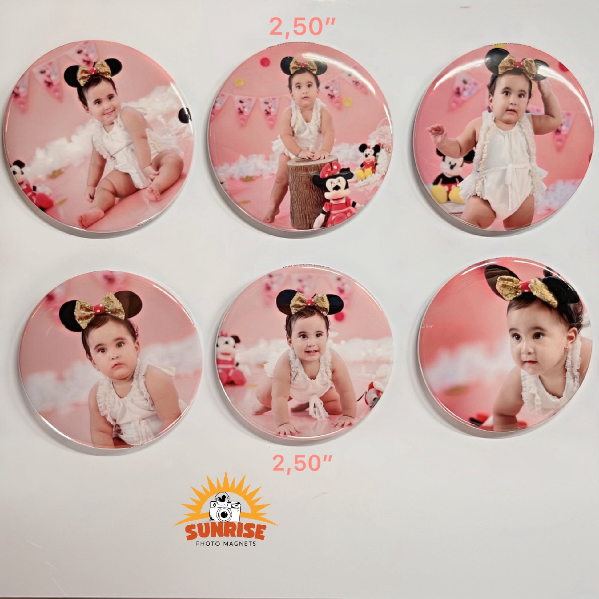 Custom Round Photo Magnet 2,50" (Set of 9)